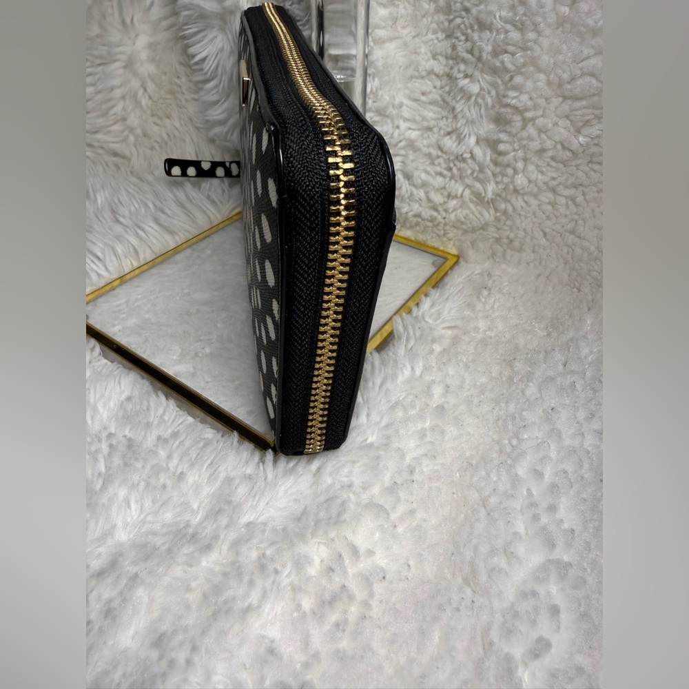 EUC 🖤🤍 Kate Spade New York Wilson Road Neda Polka Dot Zip Around Wallet - Picture 10 of 10